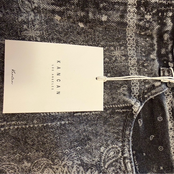 KanCan Paisley Print Denim Shorts Size 11 Black Acid Wash Edgy Western New - Picture 13 of 15